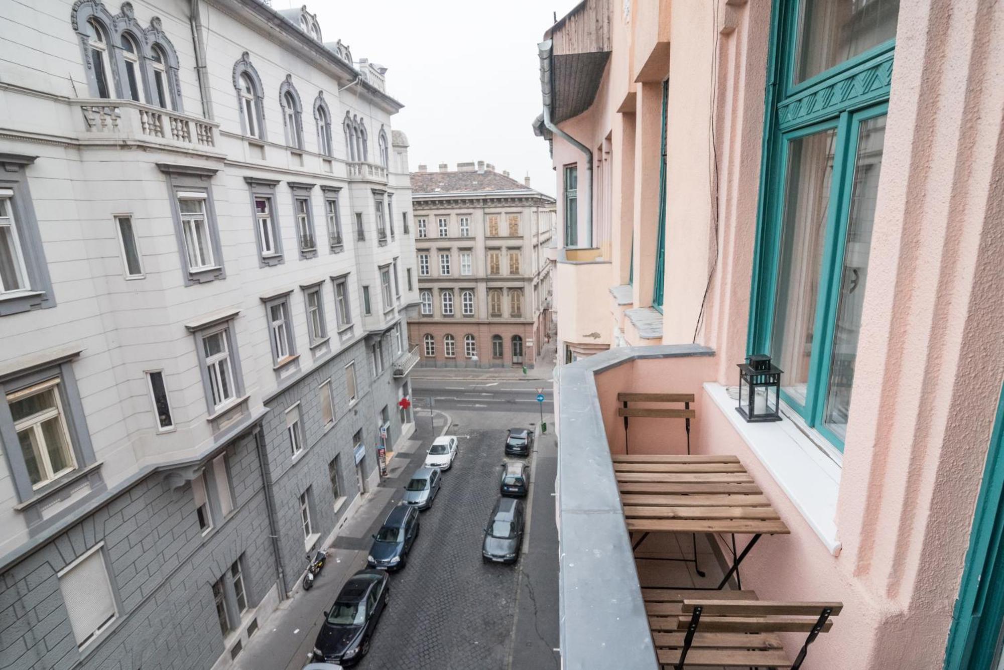 Newsunny Apartment At The Budacastle บูดาเปสต์ ภายนอก รูปภาพ