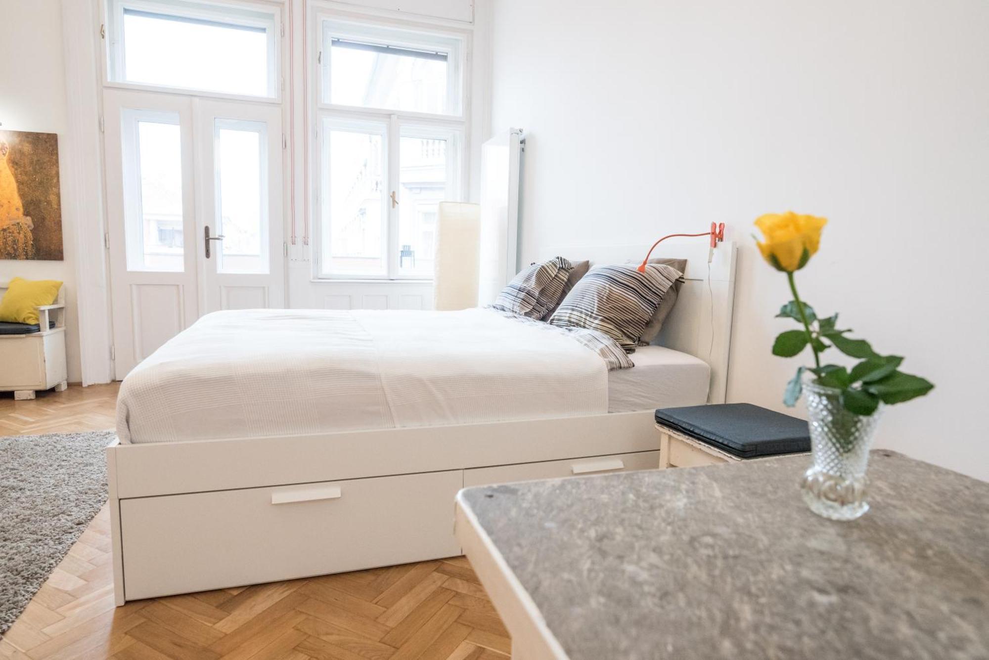 Newsunny Apartment At The Budacastle บูดาเปสต์ ภายนอก รูปภาพ
